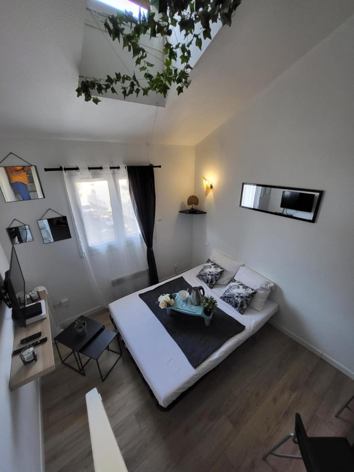 Reglisse-12 Min Des Parcs Walt Disney-arrivee Autonome - Parking & Wifi Gratuit Apartment *